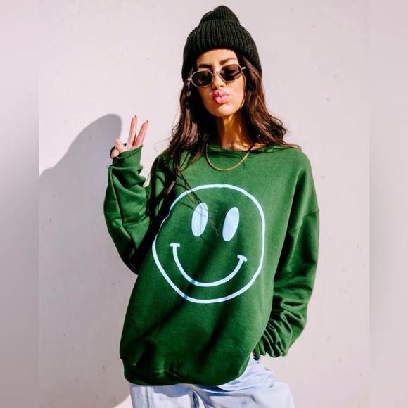 Dressed in LALA Tops - NWOT Dressed in LaLa Green “The World Needs Your Magic” Smiley Sweatshirt Sz-S/M
